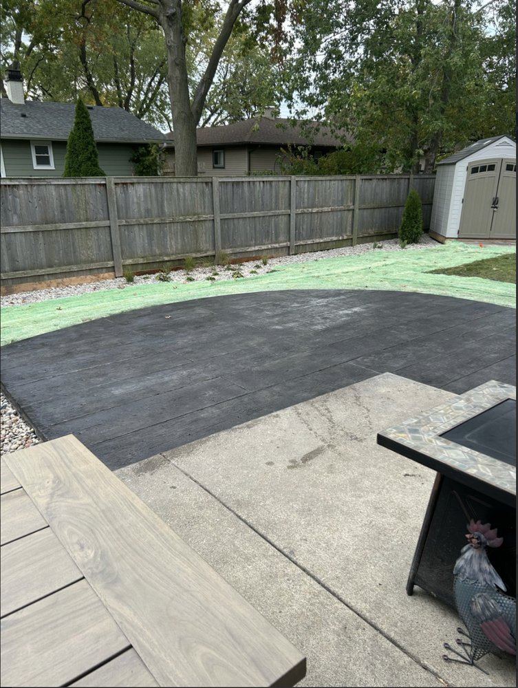 CONCRETE PATIO